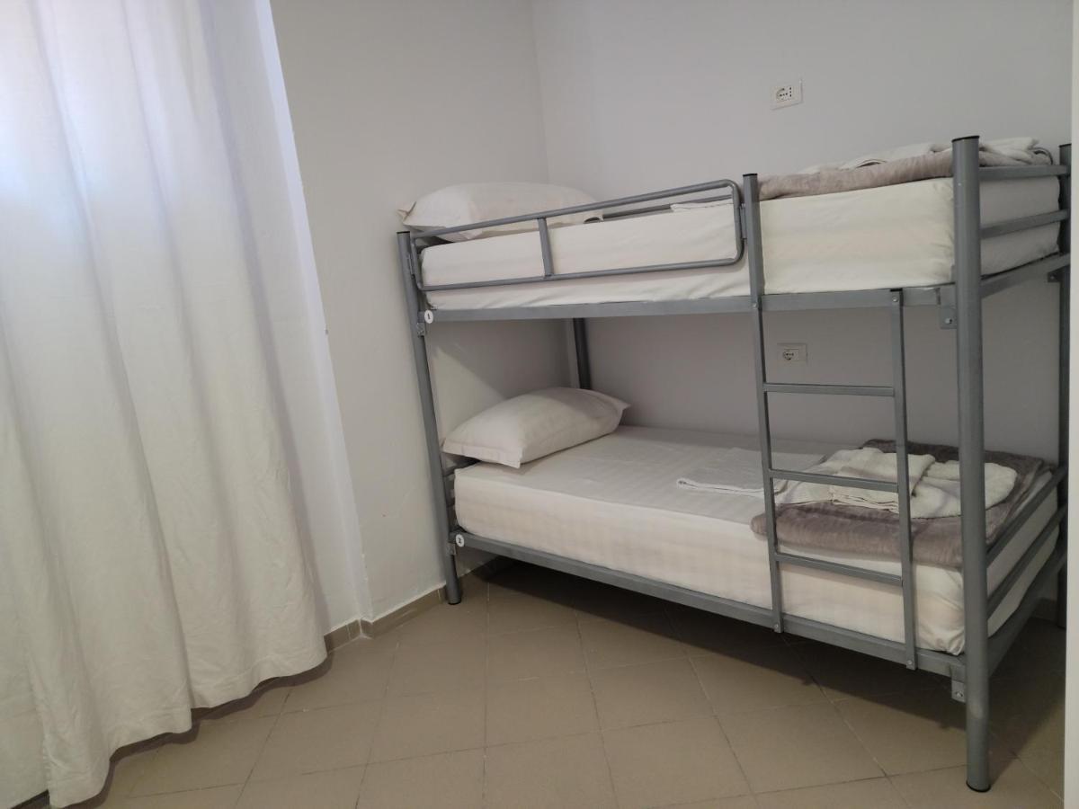 סרנדה Hostel K13 מראה חיצוני תמונה