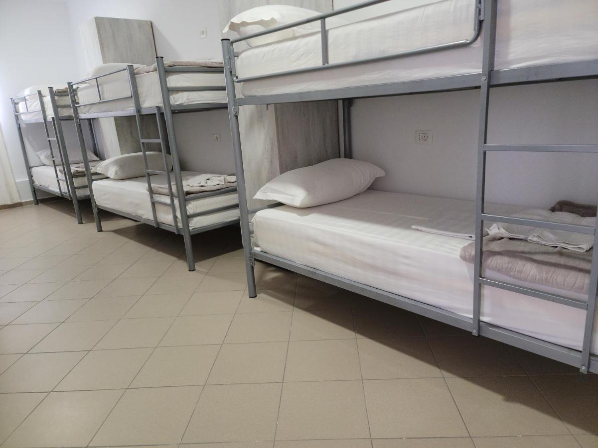 סרנדה Hostel K13 מראה חיצוני תמונה