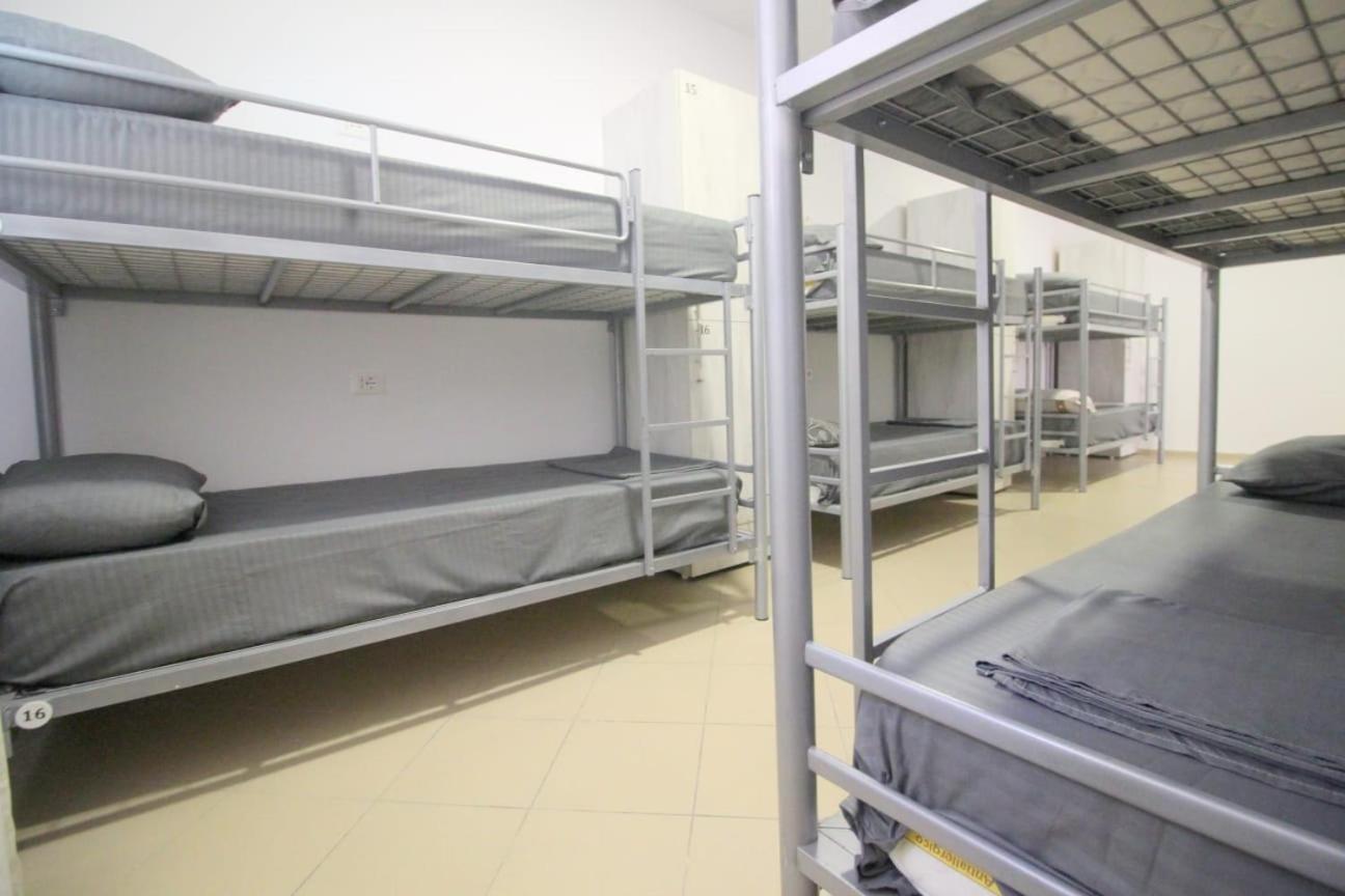 סרנדה Hostel K13 מראה חיצוני תמונה