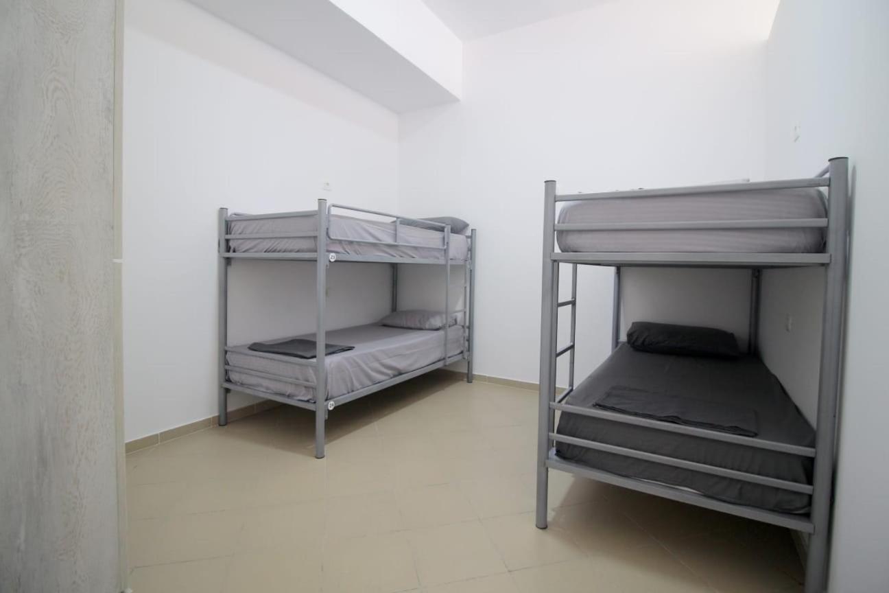 סרנדה Hostel K13 מראה חיצוני תמונה