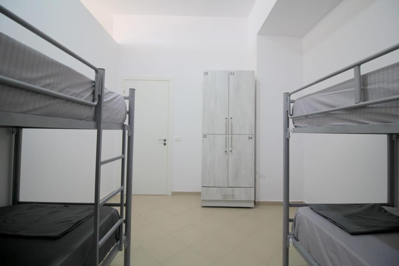 סרנדה Hostel K13 מראה חיצוני תמונה
