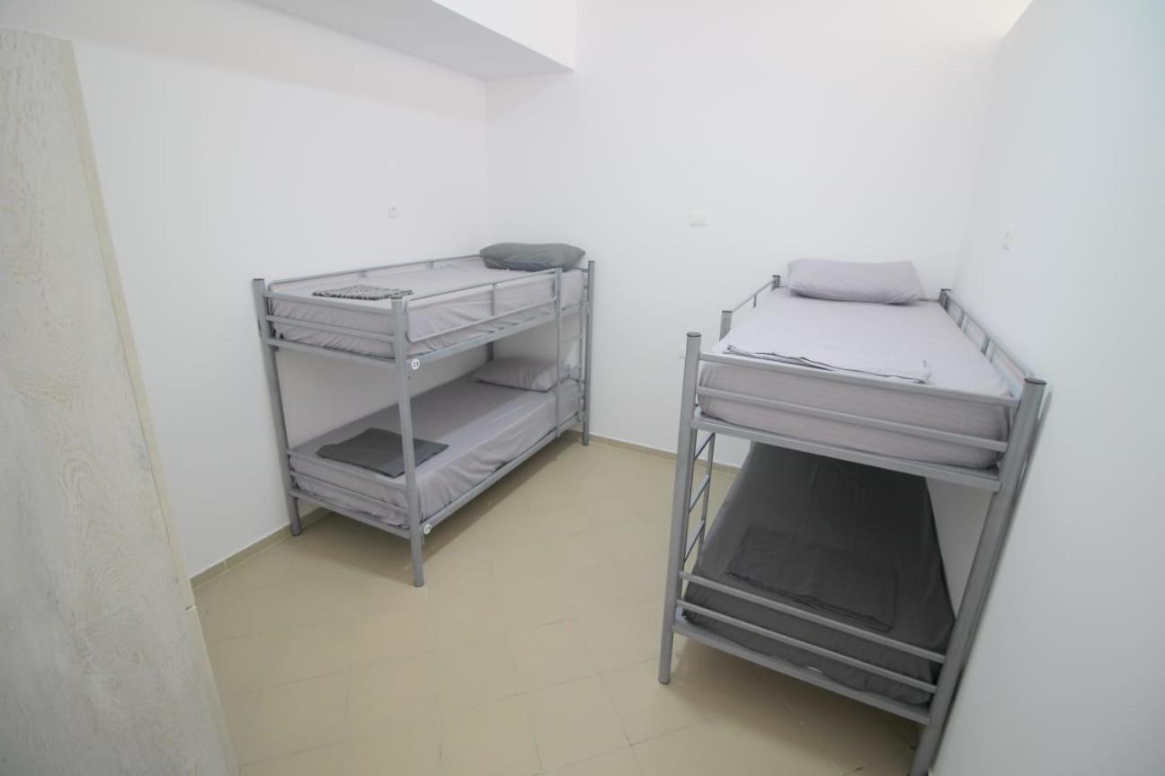סרנדה Hostel K13 מראה חיצוני תמונה