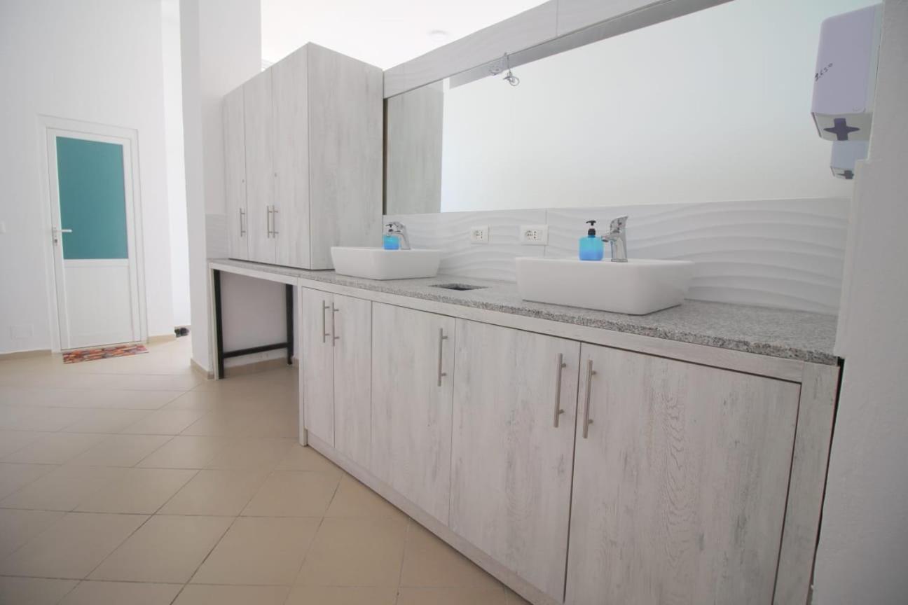 סרנדה Hostel K13 מראה חיצוני תמונה